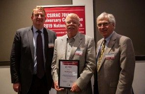 Nigel Warren (CSIRO), Bob Beaumont and Wayne Fitzsimmons (Pearcey)